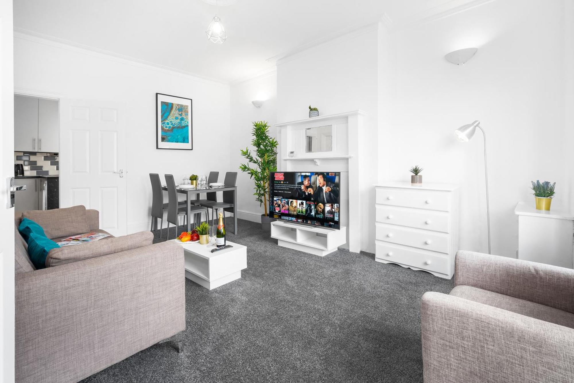 Harborne 2 Bedroom House - Parking - Smart Tv - Wifi - 62W Birmingham Eksteriør billede